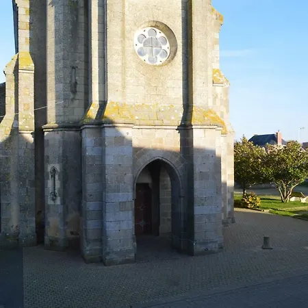 Logis De Grenouillon * Moutiers-sous-Argenton